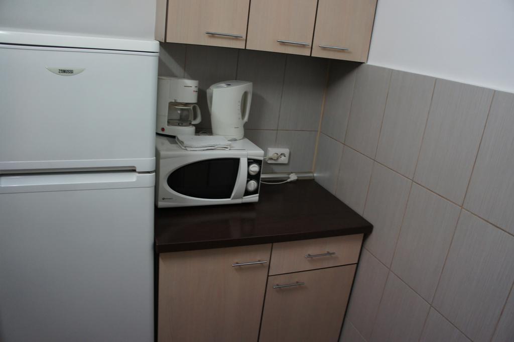 Agentia H Accommodation Bukarest Eksteriør billede