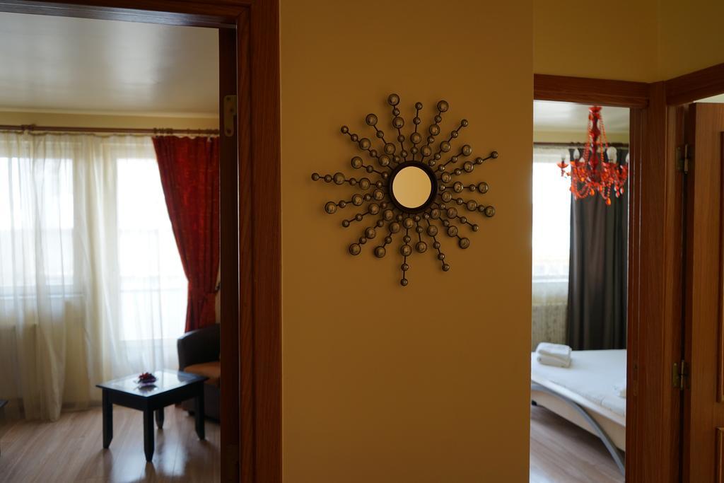 Agentia H Accommodation Bukarest Eksteriør billede